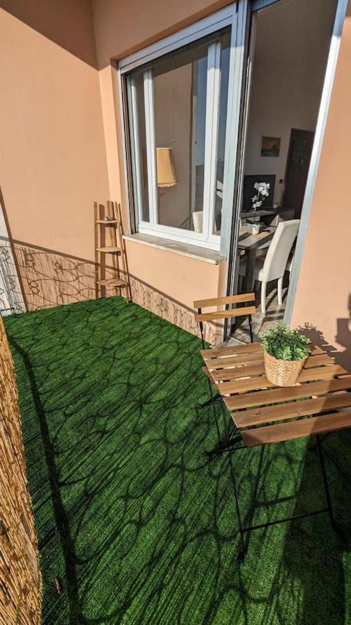 Appartement La Terrazza Del Re à Verceil Extérieur photo